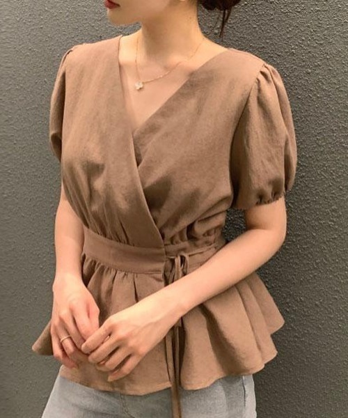 N.s(エヌドットエス)の「カシュクールペプラムブラウス(シャツ/ブラウス・レディース・ブルー/ブラウン/ホワイト/ホワイト系その他/ブラウン系その他・L/M/S/SMALL/MEDIUM/LARGE)」の3枚目の写真