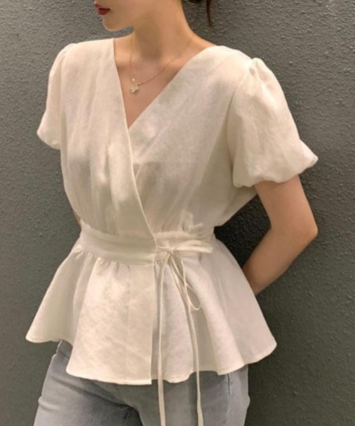 N.s(エヌドットエス)の「カシュクールペプラムブラウス(シャツ/ブラウス・レディース・ブルー/ブラウン/ホワイト/ホワイト系その他/ブラウン系その他・L/M/S/SMALL/MEDIUM/LARGE)」の6枚目の写真