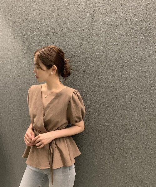 N.s(エヌドットエス)の「カシュクールペプラムブラウス(シャツ/ブラウス・レディース・ブルー/ブラウン/ホワイト/ホワイト系その他/ブラウン系その他・L/M/S/SMALL/MEDIUM/LARGE)」の20枚目の写真