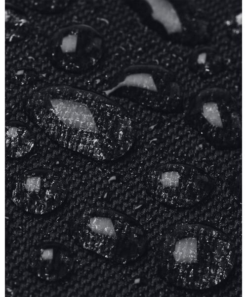 UNDER ARMOUR（アンダーアーマー）の「UAルードン ライト ウエストバッグ クロスボディ（トレーニング/メンズ/レディース）（ボディバッグ/ウエストポーチ・レディース・ブラック・ONESIZE）」の6枚目の写真