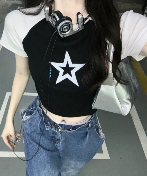 .KOM（ドットコム）の「A'GEM/9 × .kom 『.KOM/ドットケーオーエム』 スター Tシャツ（Tシャツ/カットソー・レディース・グレー/ブラック/ネイビー・FREE）」の22枚目の写真