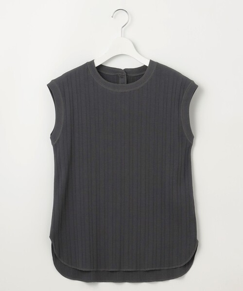 23区（ニジュウサンク）の「【SLOW/一部店舗限定】ランダムリブフライス フレンチスリーブ カットソー（Tシャツ/カットソー・レディース・ベージュ系/ダークブラウン系/ブラック系1/ブラック系/グレー系・38/40）」の9枚目の写真