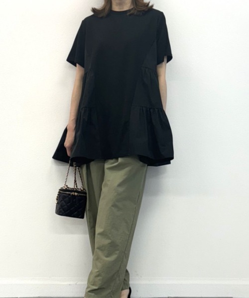 INTERPLANET（インタープラネット）の「ミラノリブギャザーデザインプルオーバー（Tシャツ/カットソー・レディース・オフホワイト/ブラック・FREE）」の6枚目の写真