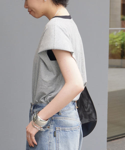 AP STUDIO（エーピーストゥディオ）の「【KURO/クロ】別注パワーショルダーボーダーノースリーブT（Tシャツ/カットソー・レディース・ブラック・FREE）」の9枚目の写真