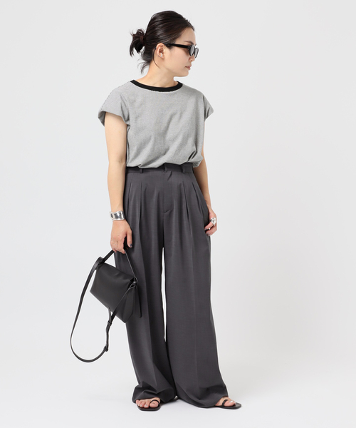 AP STUDIO（エーピーストゥディオ）の「【KURO/クロ】別注パワーショルダーボーダーノースリーブT（Tシャツ/カットソー・レディース・ブラック・FREE）」の17枚目の写真