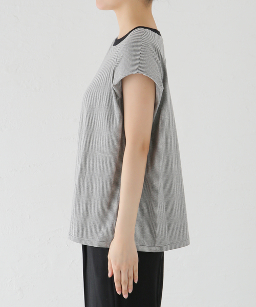 AP STUDIO（エーピーストゥディオ）の「【KURO/クロ】別注パワーショルダーボーダーノースリーブT（Tシャツ/カットソー・レディース・ブラック・FREE）」の21枚目の写真