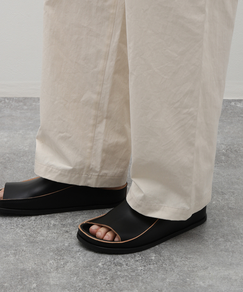 LEMAIRE(ルメール)の「LEMAIRE (ルメール) SEAMLESS BELTED PANTS PA1106 LF1220(スラックス・メンズ・アイボリー・48/46/50)」の12枚目の写真