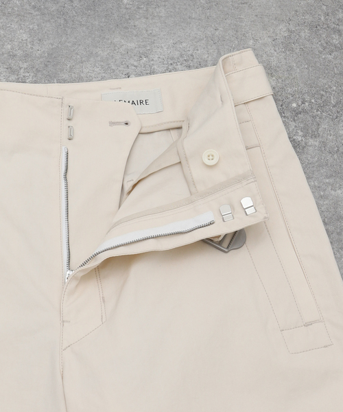 LEMAIRE(ルメール)の「LEMAIRE (ルメール) SEAMLESS BELTED PANTS PA1106 LF1220(スラックス・メンズ・アイボリー・48/46/50)」の13枚目の写真