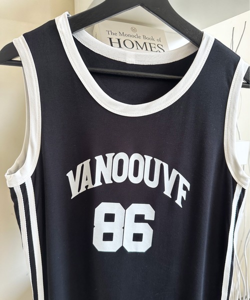 ULEULA（ウルア）の「スポーティラインノースリワンピース（ワンピース・レディース・ブラック・FREE）」の12枚目の写真