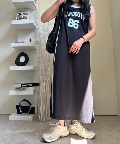 ULEULA（ウルア）の「スポーティラインノースリワンピース（ワンピース・レディース・ブラック・FREE）」の4枚目の写真