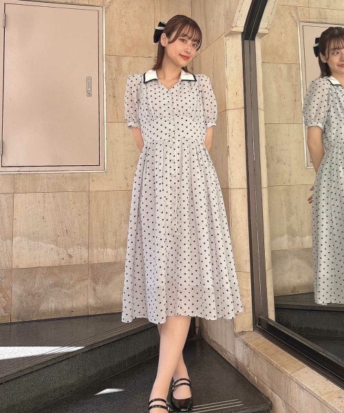 F i.n.t（フィント）の「リップルドット柄クレリックワンピース/F&A/fint（ワンピース・レディース・ライトグレー/ブラック×ホワイト・FREE）」の3枚目の写真