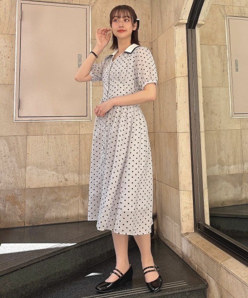F i.n.t（フィント）の「リップルドット柄クレリックワンピース/F&A/fint（ワンピース・レディース・ライトグレー/ブラック×ホワイト・FREE）」の4枚目の写真