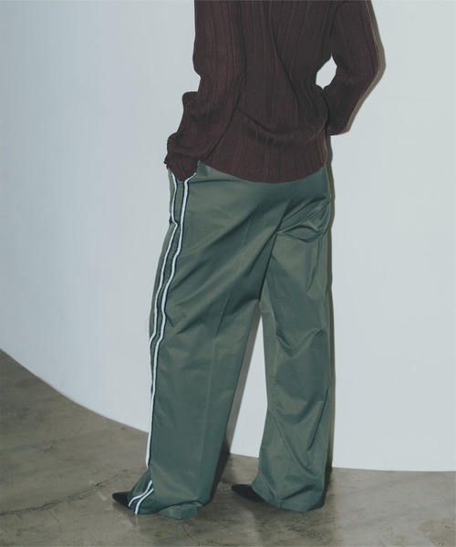 miette（ミエット）の「サイドライントラックパンツ（その他パンツ・レディース・チャコール/ネイビー/カーキ・FREE）」の7枚目の写真