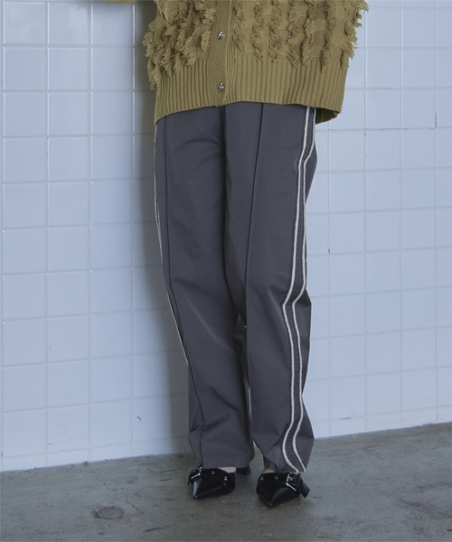 miette（ミエット）の「サイドライントラックパンツ（その他パンツ・レディース・チャコール/ネイビー/カーキ・FREE）」の6枚目の写真