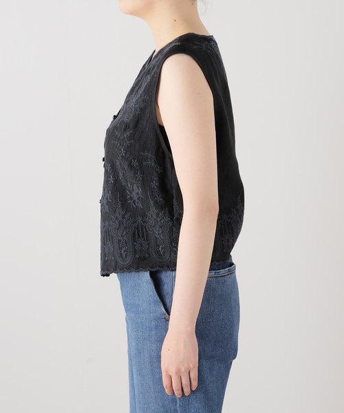 IENA（イエナ）の「スカラップエンブロイダリージレ（ベスト）」 - WEAR