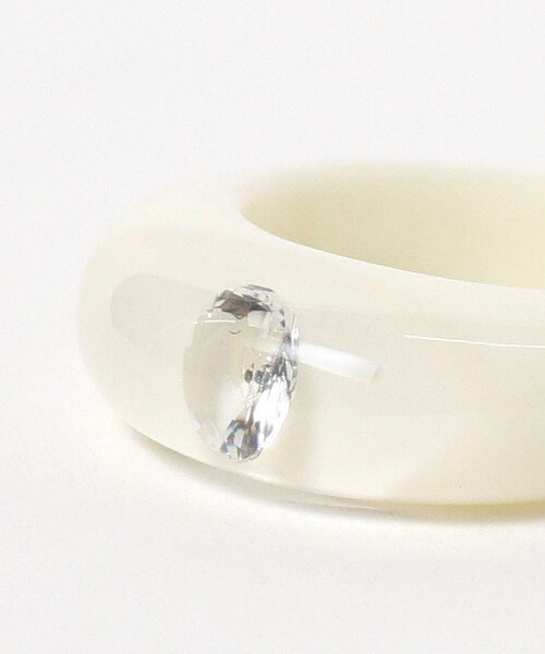 Ray BEAMS（レイビームス）の「キュービックジルコニア レジン リング（リング・レディース・ホワイト/ブラック/その他・ONE SIZE）」の7枚目の写真