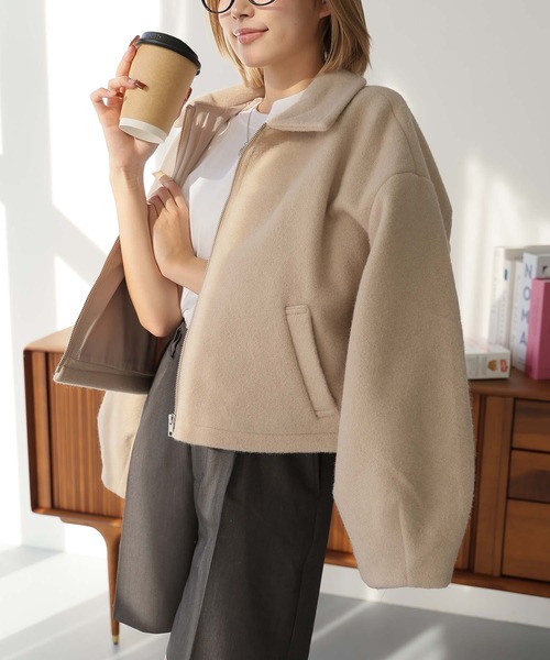 【美品】machatt ボリュームスリーブブルゾン　ベージュ 希少 LAFFMO（ラフモ）の「ボリュームスリーブショートブルゾン（ブルゾン