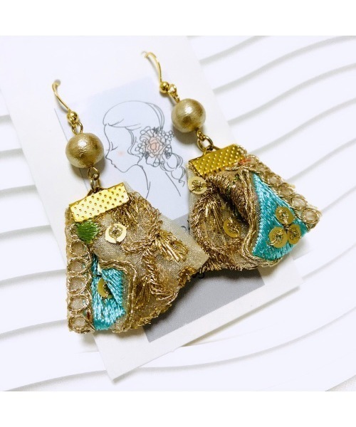 tone(トーン)の「【eto】インド刺繍 コットンパール ピアス(MA)(ピアス(両耳用)・レディース・その他1/その他2・FREE)」の2枚目の写真