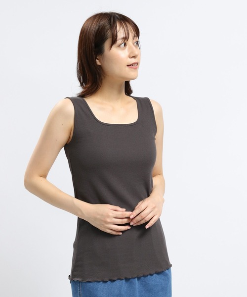 GLOBAL WORK Smile Seed Store（グローバルワーク スマイルシードストア）の「華奢リブタンクトップ/118557（タンクトップ・レディース・グレイッシュベージュ/オフホワイト/ブラック/グレー/ダークグレー・LARGE/MEDIUM/X-LARGE/SMALL）」の4枚目の写真