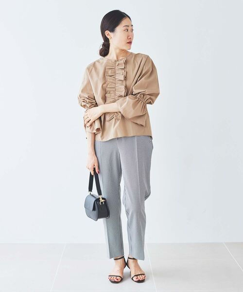 le.coeur blanc（ルクールブラン）の「ドライストレッチテーパードパンツ（その他パンツ・レディース・ブラック/ブラック系その他・38/36）」の5枚目の写真