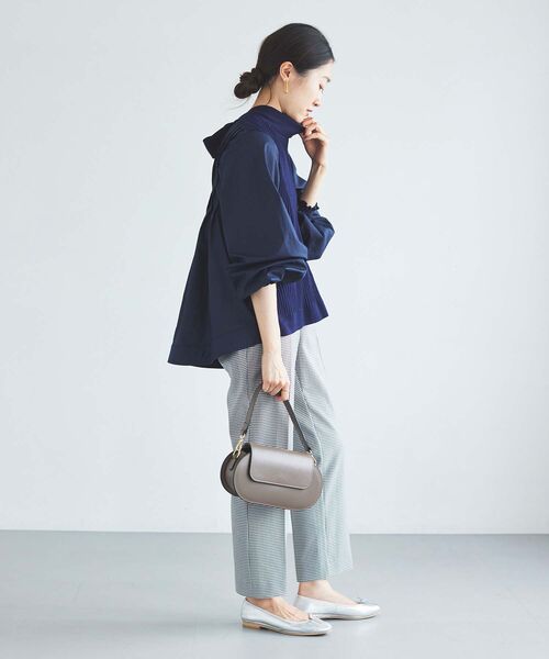 le.coeur blanc（ルクールブラン）の「ドライストレッチテーパードパンツ（その他パンツ・レディース・ブラック/ブラック系その他・38/36）」の11枚目の写真