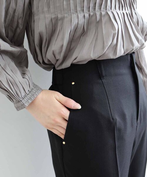 le.coeur blanc（ルクールブラン）の「ドライストレッチテーパードパンツ（その他パンツ・レディース・ブラック/ブラック系その他・38/36）」の17枚目の写真