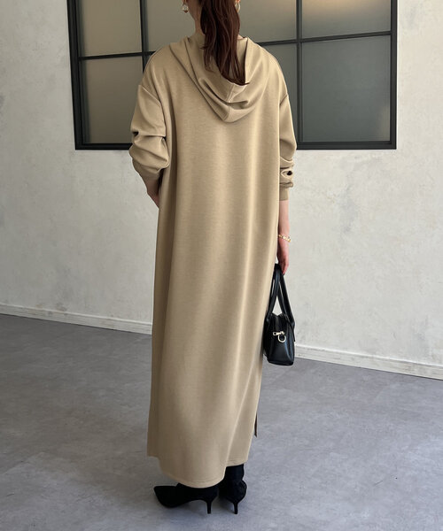 セール】ダンボールニットフードワンピース（ワンピース）｜Chez