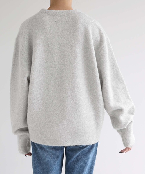 ANME(アンメ)の「モヘアライクVネックニットカーディガン(カーディガン/ボレロ・レディース・オートミール/グリーン/クリーム/チャコールグレー/ブルー・M/L/XL)」の6枚目の写真