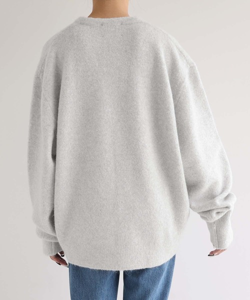 ANME(アンメ)の「モヘアライクVネックニットカーディガン(カーディガン/ボレロ・レディース・オートミール/グリーン/クリーム/チャコールグレー/ブルー・M/L/XL)」の9枚目の写真