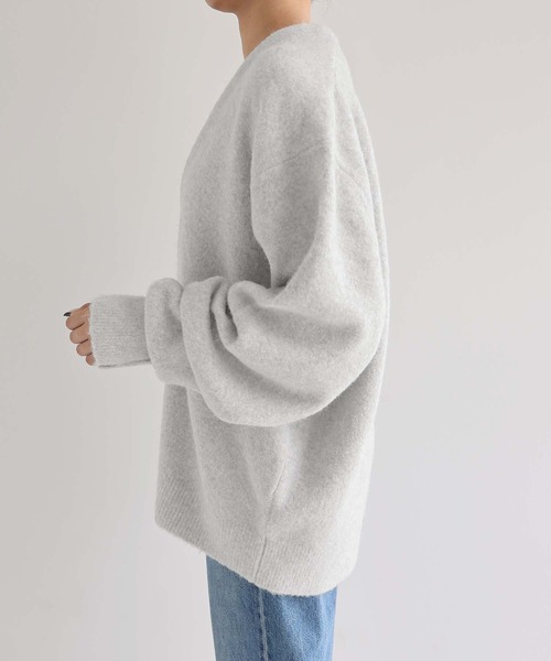 ANME(アンメ)の「モヘアライクVネックニットカーディガン(カーディガン/ボレロ・レディース・オートミール/グリーン/クリーム/チャコールグレー/ブルー・M/L/XL)」の8枚目の写真