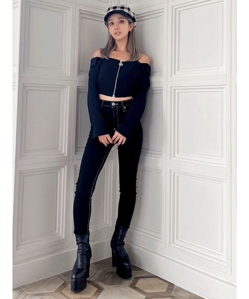 GYDA（ジェイダ）の「Symmetry GYDAオフショルシャツブラウス（シャツ/ブラウス・レディース・ブラック/オフホワイト・FREE）」の21枚目の写真