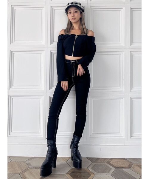 GYDA（ジェイダ）の「Symmetry GYDAオフショルシャツブラウス（シャツ/ブラウス・レディース・ブラック/オフホワイト・FREE）」の22枚目の写真