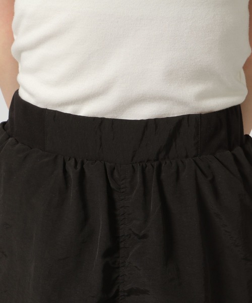 LAKOLE（ラコレ）の「フロントZIPギャザースカート/147679（スカート・レディース・グレー/ブラック/ベージュ・MEDIUM/SMALL）」の13枚目の写真