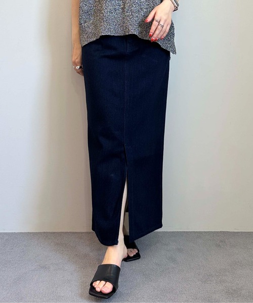 1chaku.（イッチャク）の「デニムロングスカート（デニムスカート・レディース・ホワイト/ネイビー・マルチサイズ）」の2枚目の写真