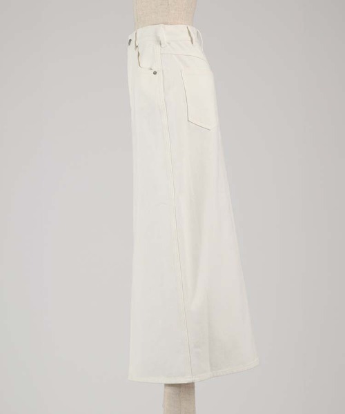 1chaku.（イッチャク）の「デニムロングスカート（デニムスカート・レディース・ホワイト/ネイビー・マルチサイズ）」の6枚目の写真