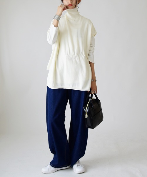 and it_（アンドイット）の「コットンニットタートルワイドベスト（ベスト・レディース・ベージュ/チャコールグレー/ブラック/アイボリー・M-L）」の5枚目の写真