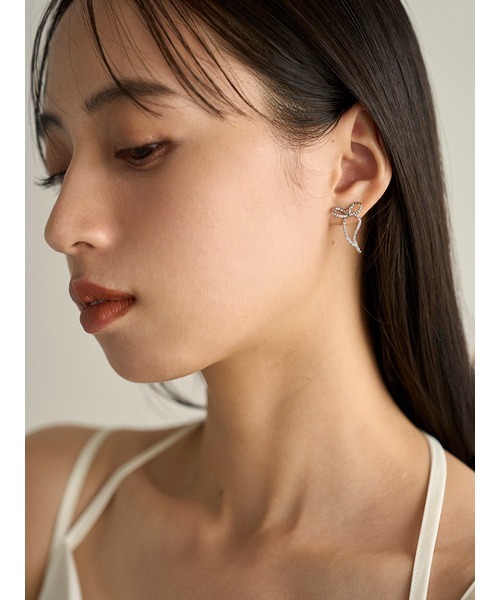 SNIDEL（スナイデル）の「リボンピアス（ネックレス・レディース・ゴールド/シルバー・FREE）」の3枚目の写真