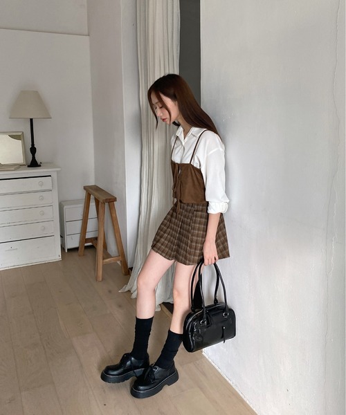 by muni:r（バイ ムニール）の「2wayスエードリボンビスチェ（ベスト・レディース・ブラック/ブラウン・FREE）」の7枚目の写真