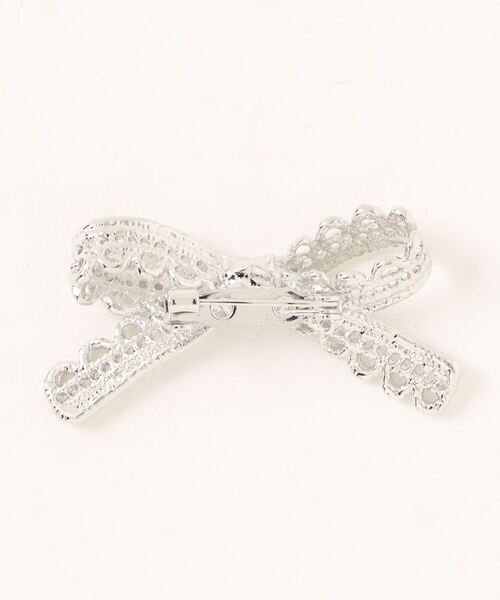 Heather（ヘザー）の「リボンモチーフブローチ　232961（ブローチ/コサージュ・レディース・ゴールド/シルバー・ONE SIZE）」の5枚目の写真