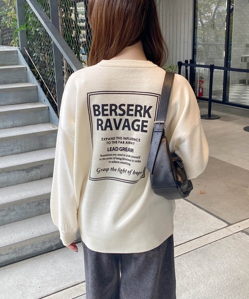 INGNI（イング）の「バックボックスロゴチュニックニット（ニット/セーター・レディース・ホワイト×ブラック/ブラック×ホワイト/グレー系その他3・M）」の2枚目の写真