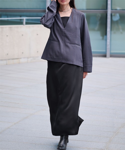 UR'S（ユアーズ）の「サテンキャミソールワンピース（ワンピース・レディース・ネイビー/ブラック/チャコール/ベージュ・M/S/L）」の15枚目の写真