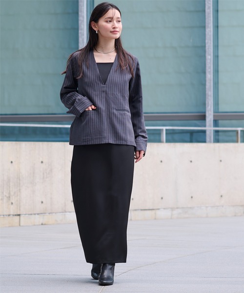 UR'S（ユアーズ）の「サテンキャミソールワンピース（ワンピース・レディース・ネイビー/ブラック/チャコール/ベージュ・M/S/L）」の16枚目の写真