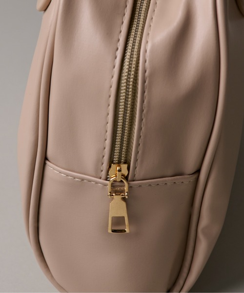 folka（フォルカ）の「3ー11E108 PUレザー ロングショルダー ハンドバッグ（ショルダーバッグ・レディース・ダークブラウン/ベージュ/ブラック/ホワイト・ONESIZE）」の22枚目の写真