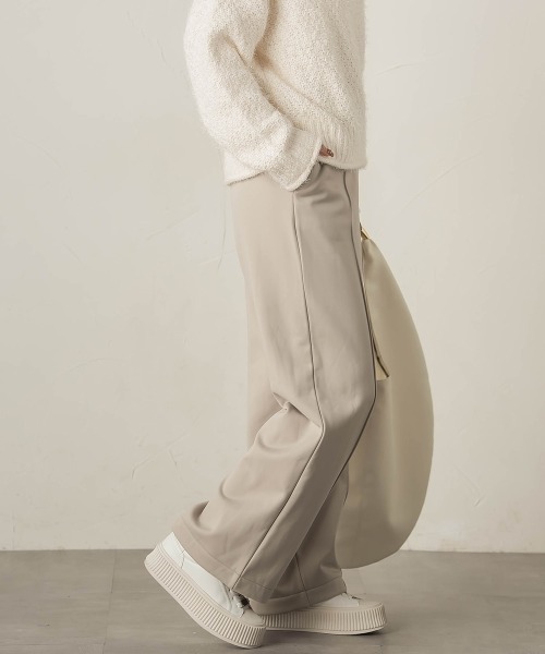 VICKY（ビッキー）の「裏起毛ピンタックセミワイドパンツ≪セットアップ対応/手洗い可能≫（スウェットパンツ・レディース・カーキ/ライトグレー/ブラウン・M）」の7枚目の写真