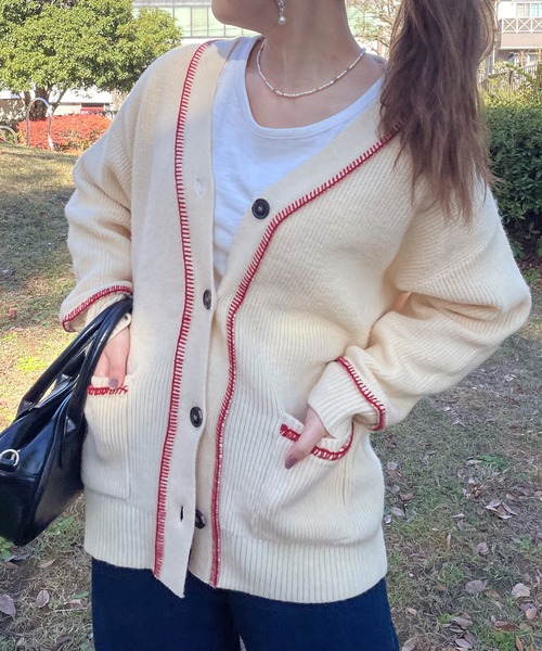 Samansa Mos2（サマンサ モスモス）の「配色ステッチVネックニットカーディガン（カーディガン/ボレロ・レディース・ダークブラウン/ベージュ/ミント/キナリ・F）」の7枚目の写真