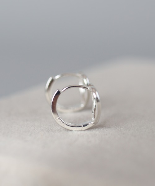 CERCA(チェルカ)の「KAM.accessory/silver925/金属アレルギー対応/ミニフープピアス/ハートピアス(ピアス(両耳用)・レディース・シルバー/ゴールド・FREE)」の4枚目の写真