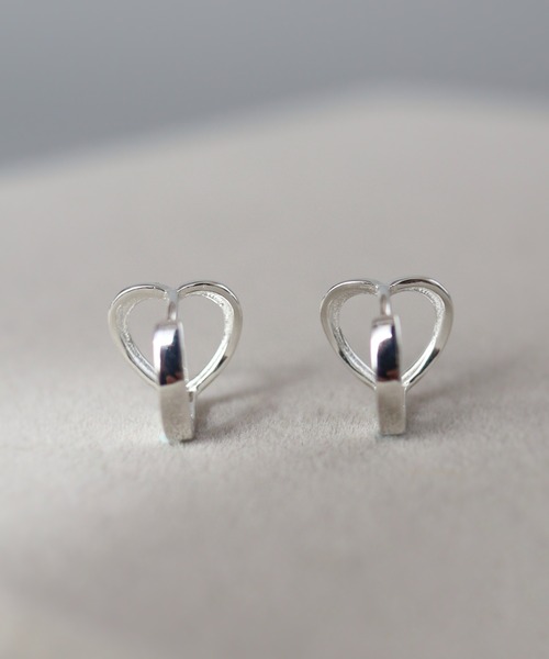 CERCA(チェルカ)の「KAM.accessory/silver925/金属アレルギー対応/ミニフープピアス/ハートピアス(ピアス(両耳用)・レディース・シルバー/ゴールド・FREE)」の6枚目の写真