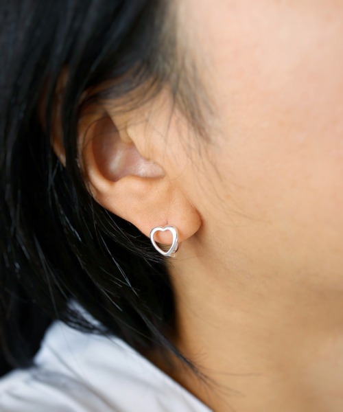 CERCA(チェルカ)の「KAM.accessory/silver925/金属アレルギー対応/ミニフープピアス/ハートピアス(ピアス(両耳用)・レディース・シルバー/ゴールド・FREE)」の9枚目の写真