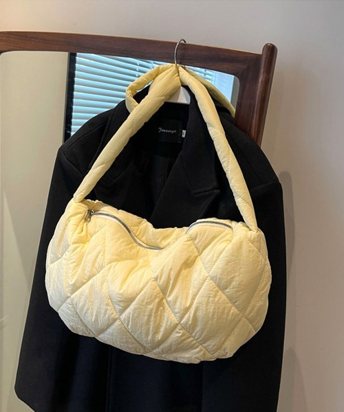 Miniministore(ミニミニストア)の「キルティングショルダーバッグ 斜めがけ鞄(ショルダーバッグ・レディース・ブラック/ブラウン/クリーム/ダークベージュ・FREE)」の12枚目の写真