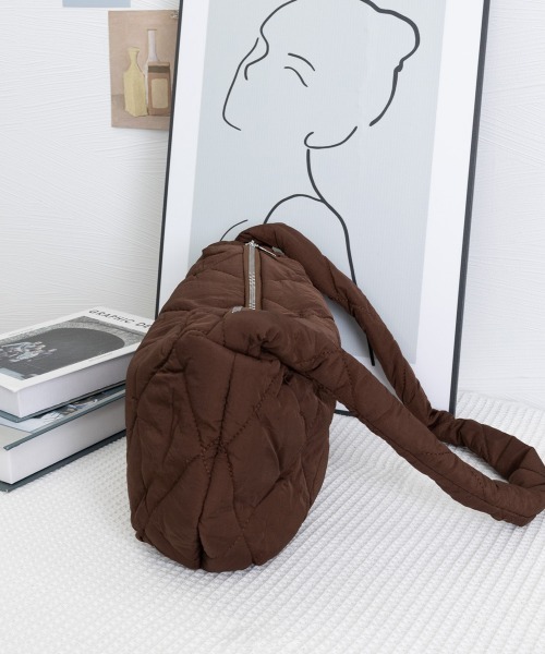 Miniministore(ミニミニストア)の「キルティングショルダーバッグ 斜めがけ鞄(ショルダーバッグ・レディース・ブラック/ブラウン/クリーム/ダークベージュ・FREE)」の19枚目の写真